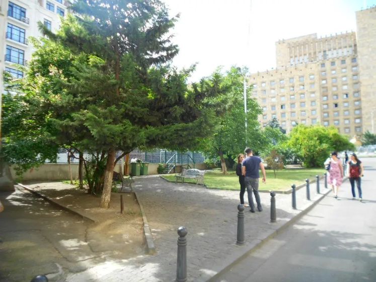 Apartment on Sulkhan-Saba Roma — отель в Тбилиси, Грузия