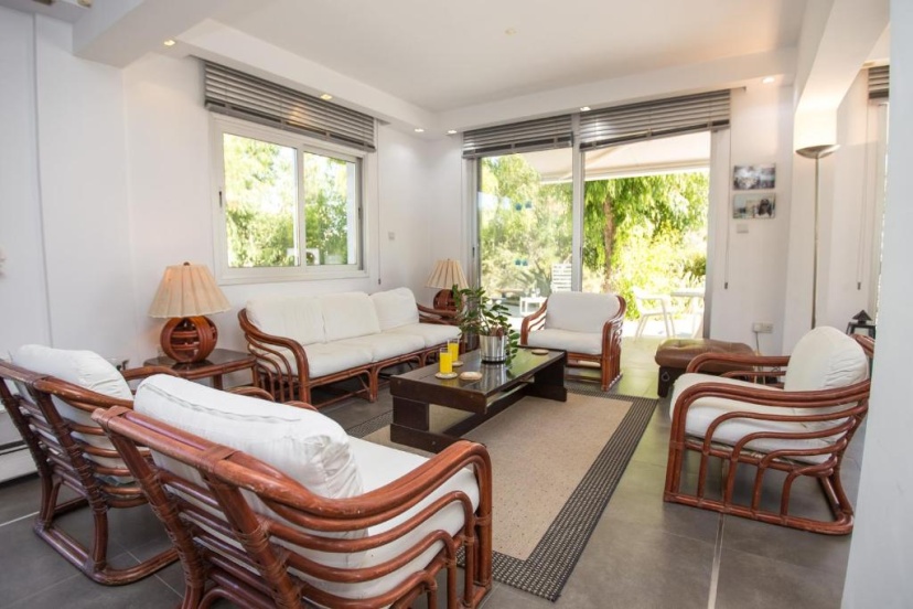 Protaras Holiday Villa 497 — забронировать отель в Айя-Напа