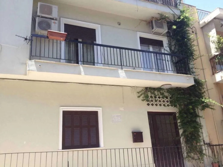 Spacious Apartment in Athens — отель с удобным расположением в Афины