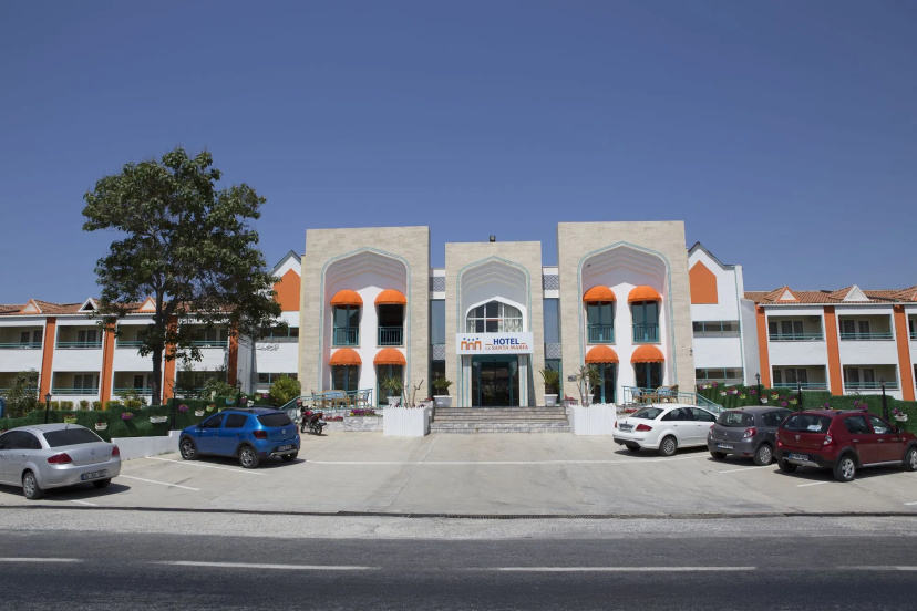 La Santa Maria Hotel — отель с удобствами в Kusadasi