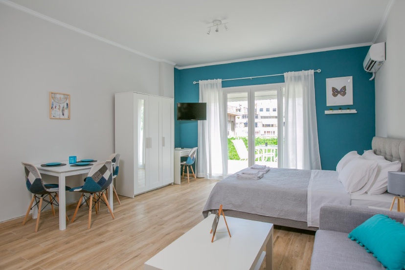 Цены на Raise Comfy studio in the heart of Athens в Афины