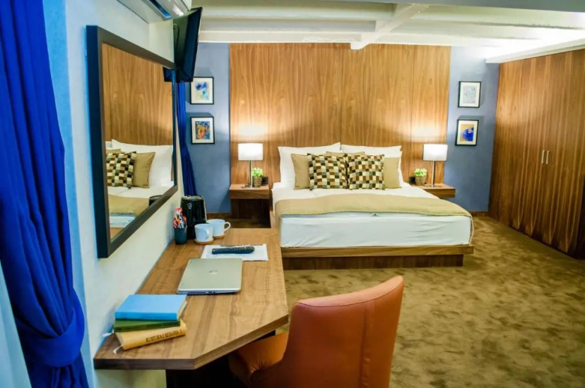 Цены на Nomad Luxury Suites в Белграде