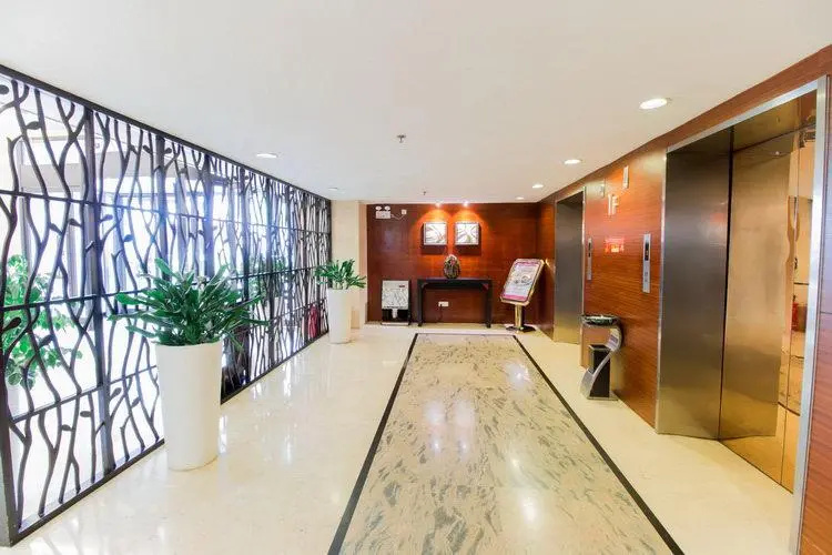 Yitel Shanghai Hongqiao Airport — комфортный отель в Шанхае