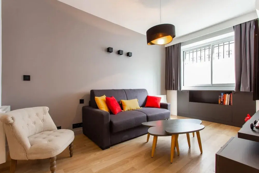 Magnificent Apartment - 2br/6p - Republique — отель с удобным расположением в Париже