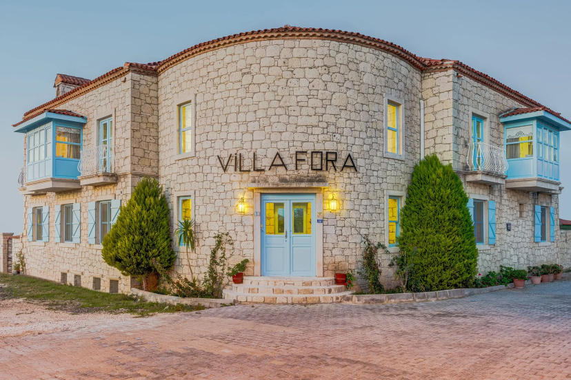 Villa Fora Hotel — отель с удобствами в Чешме