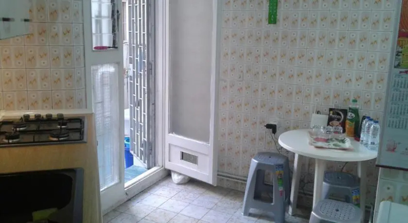 Hostal Cuiyunyun — отель в Барселоне, Испания