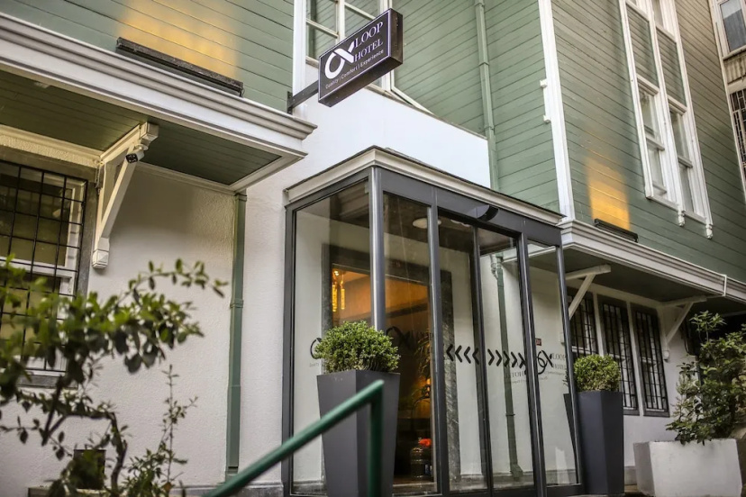 Loop Hotel Bosphorus Istanbul — забронировать отель в Стамбуле