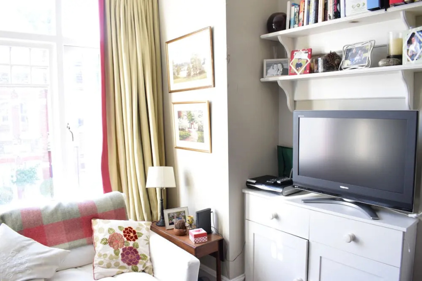 Цены на 1 Bedroom Apartment Close To Clapham Common в Лондоне