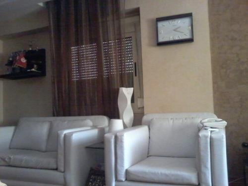 Hossam Apartment in Maadi (Families Only) — отель с удобствами в Каире