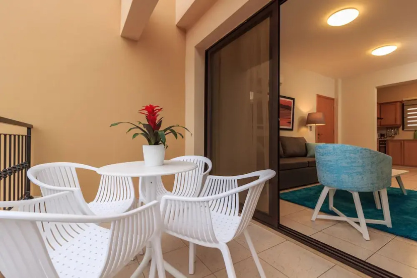 SOHO City Apartments 4 — отель в Ларнака, Кипр