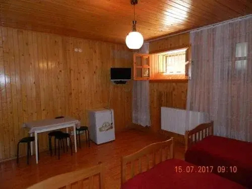 Цены на Room 404 Guest House в Тбилиси