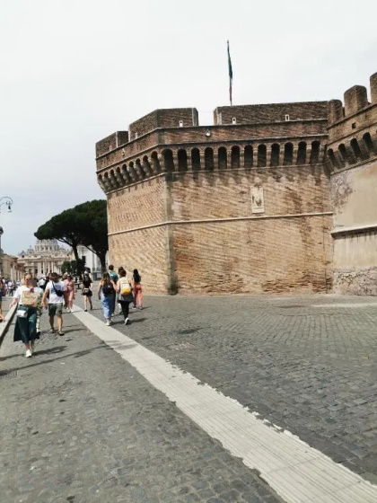 Bella Roma Guest House 1 — отель в Риме, Италия