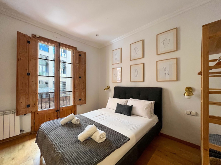 Stay U-nique Apartments Mistral II — отель с удобствами в Барселоне