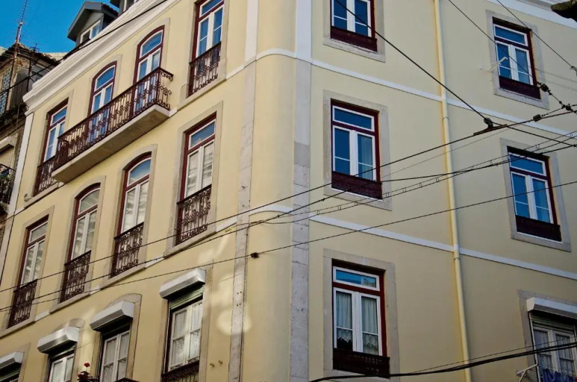 Chiado Lisbon Apartment — отель с удобствами в Лиссабоне