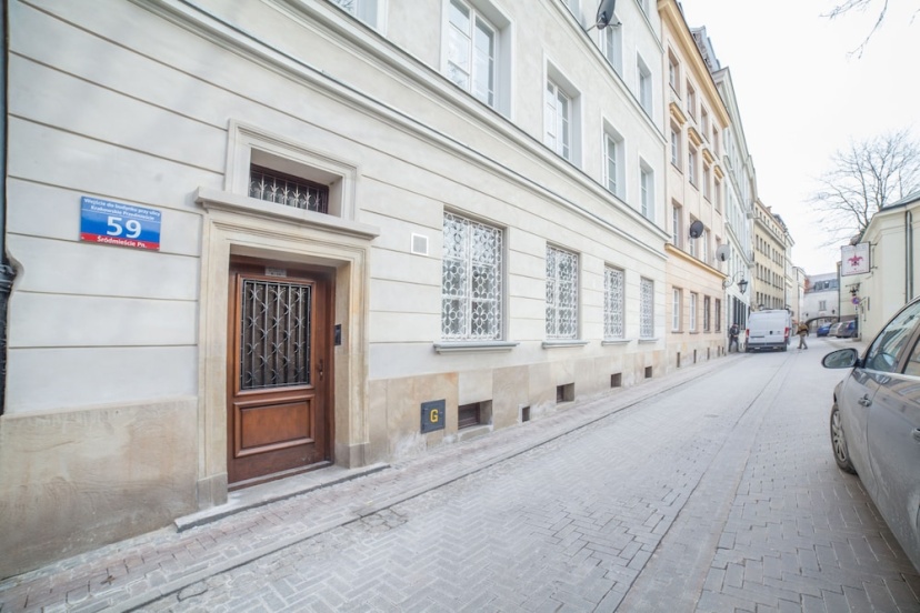 Цены на Little Home - Old Town 3 в Варшаве