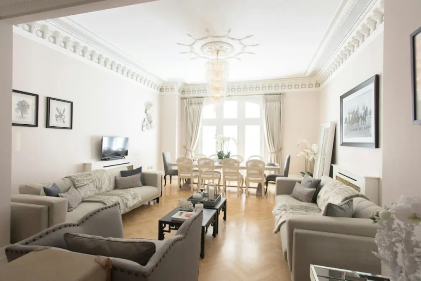 The Luxe Whitehall Duplex Apartment — комфортный отель в Лондоне