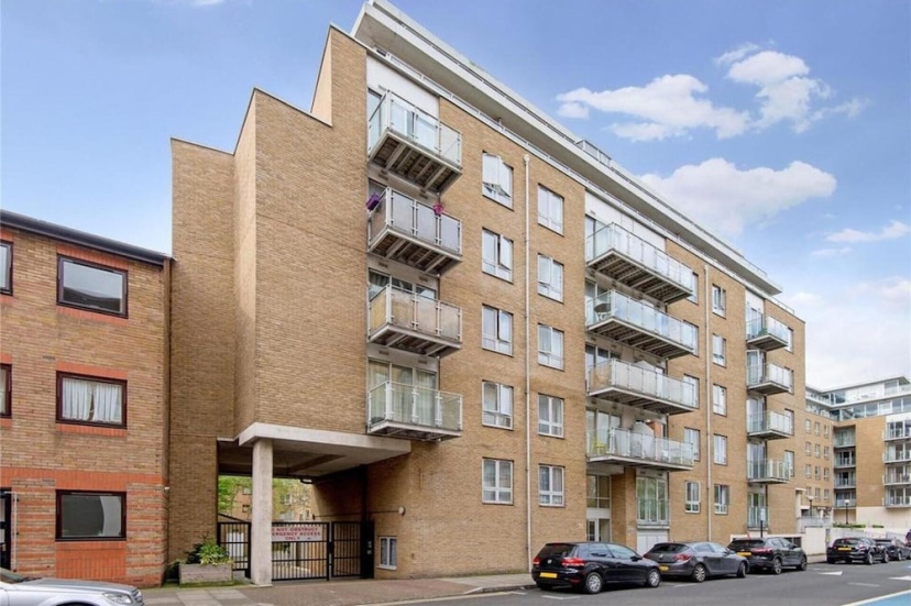 Lovely 1-bed Apartment in London by the Harbour — отель с удобствами в Лондоне