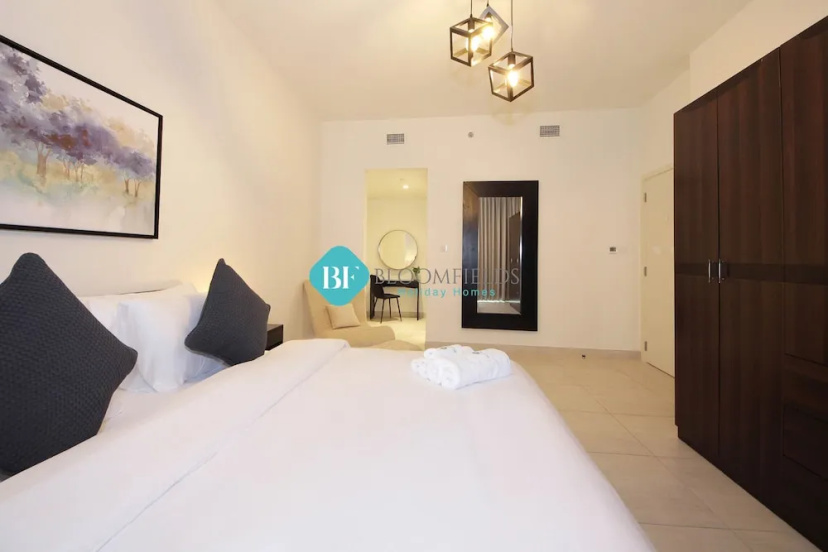 Brand New Luxury 2BR Apartment — отель с удобным расположением в Абу