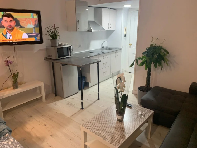 Apartment - Travel and Holidays Castellana — отель с удобным расположением в Мадриде