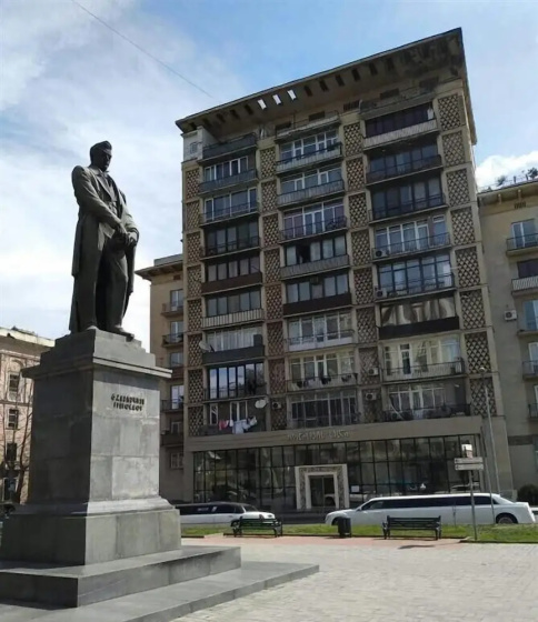 Апартаменты на ул. Дмитрия Узнадзе — отель в Тбилиси, Грузия