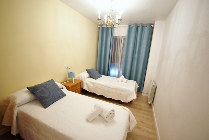 Italia 8 Apartment — отель с удобствами в Аликанте