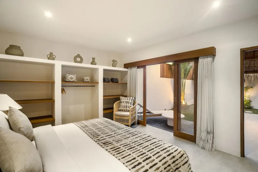 Villa Parasol by Alfred in Bali — комфортный отель в Кута