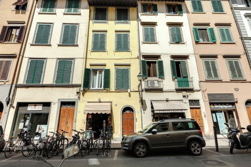 Mamo Florence - Dimora Ognissanti Apartment — отель с удобным расположением в Флоренции