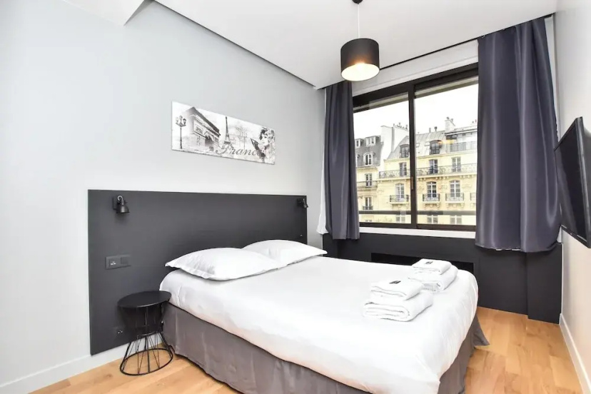 Chic Apartment - 1br/4p - Near Opera Garnier — отель с удобствами в Париже
