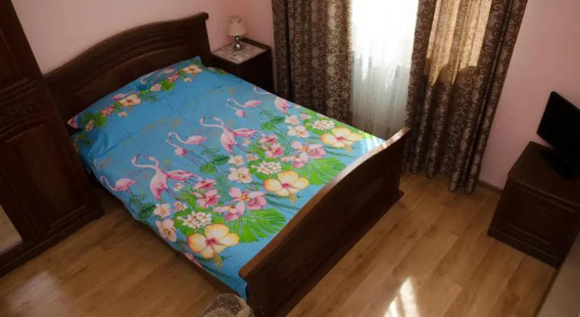 На Свердлова — отель в Сириусе, Россия