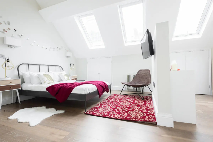 Цены на The Soho Studio - Modern & Bright 2BDR in Central London в Лондоне