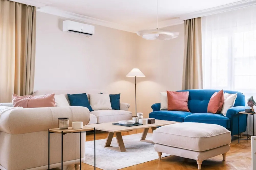 Chic Flat w Balcony 5 min to Cevahir Mall in Sisli — отель с удобным расположением в Стамбуле