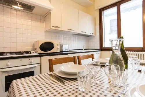 Gondola Verde Veniceiloveyou Apartments — забронировать отель в Венеции