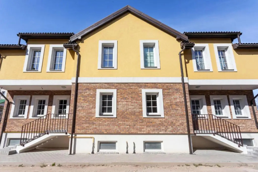 3 Bedroom Apartment 24h self check in, free parking, Ac, fireplace — забронировать отель в Вильнюсе