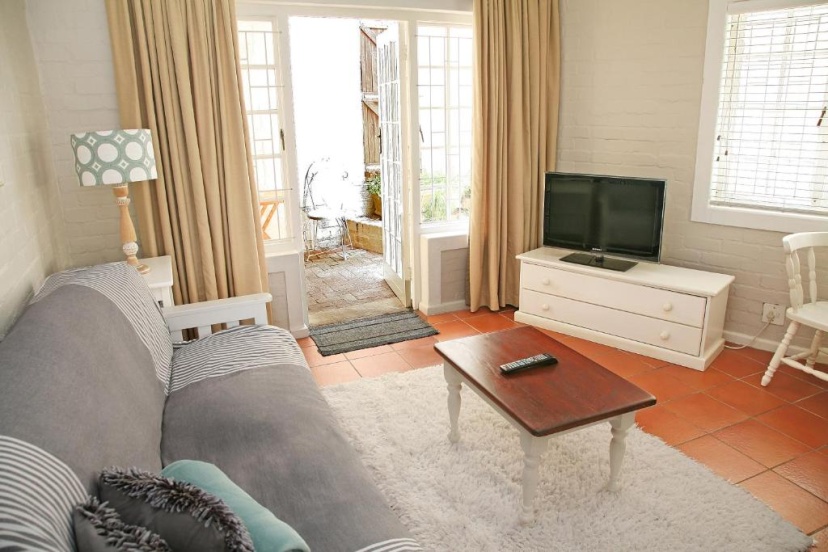 The Winelands Guest House — комфортный отель в Кейптауне