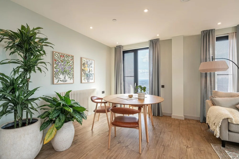 Цены на The Eades ADC Atelier 2 Bed в Лондоне