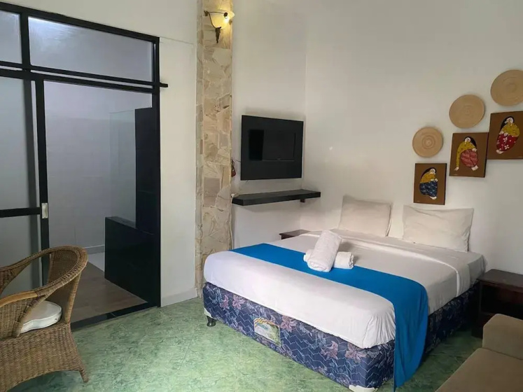 Private Room in Nusa Dua 300 Meters From Beach — забронировать отель в Нуса
