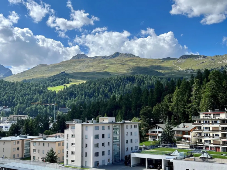 Hotel Stille & Aladin Apartments — отель рядом с интересными местами в Санкт-Морице