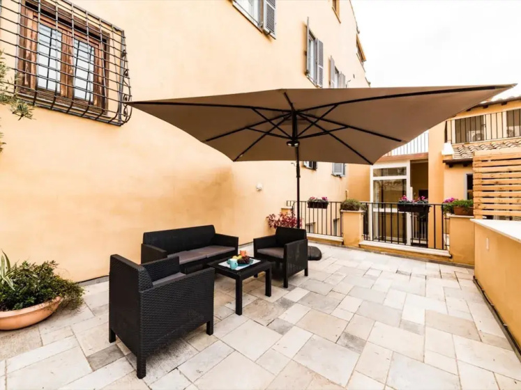 Panisperna Suite 2 Bedrooms With Terrace — комфортный отель в Риме