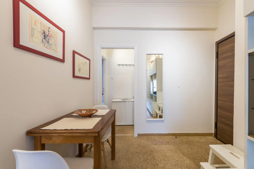 Relaxing Koukaki Apartment by CloudKeys — забронировать отель в Афины