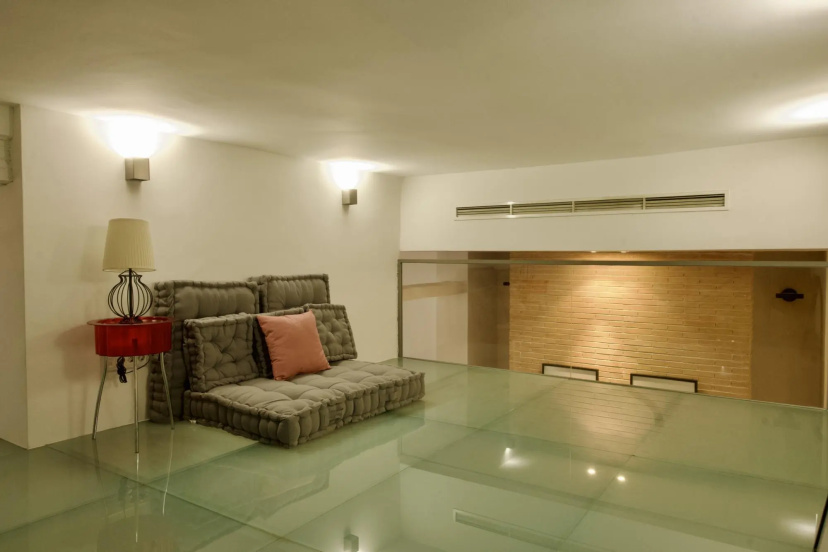 M (Nav9) Luxury Apartment-Madrid Downtown — отель с удобным расположением в Мадриде