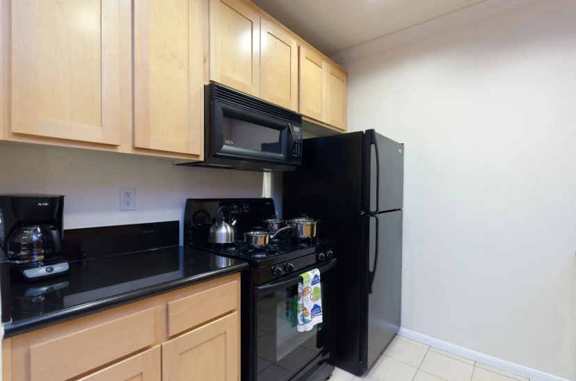 Deluxe Wilshire Apartments — комфортный отель в Лос-Анджелесе
