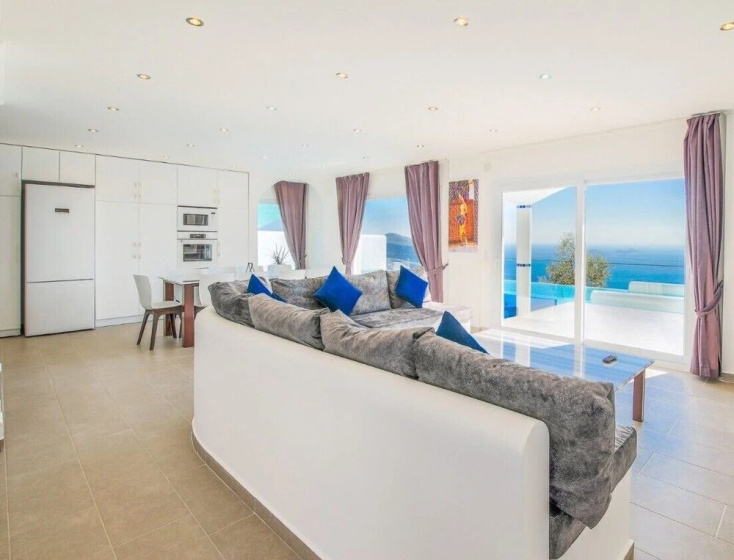Villa Dome Bianca by Villaduragi — отель с удобным расположением в Калкан