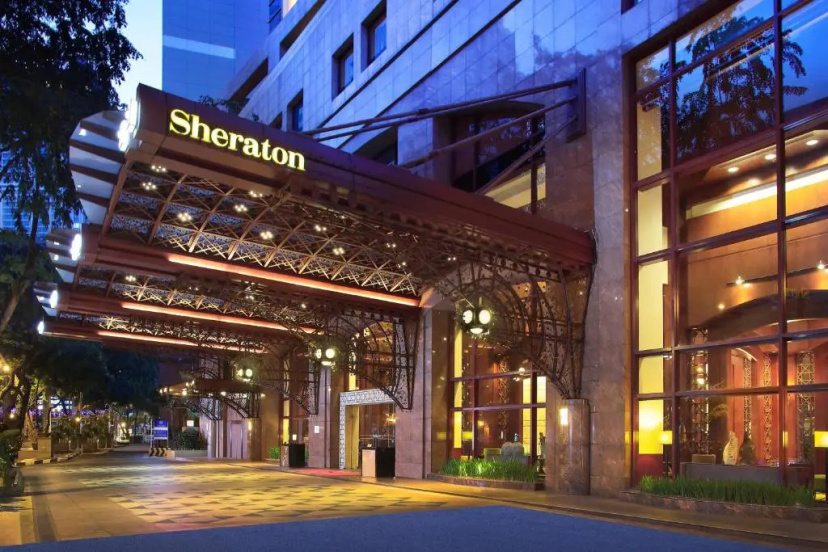 Sheraton Imperial Kuala Lumpur Hotel — отель в удобной локации в Куала-Лумпуре