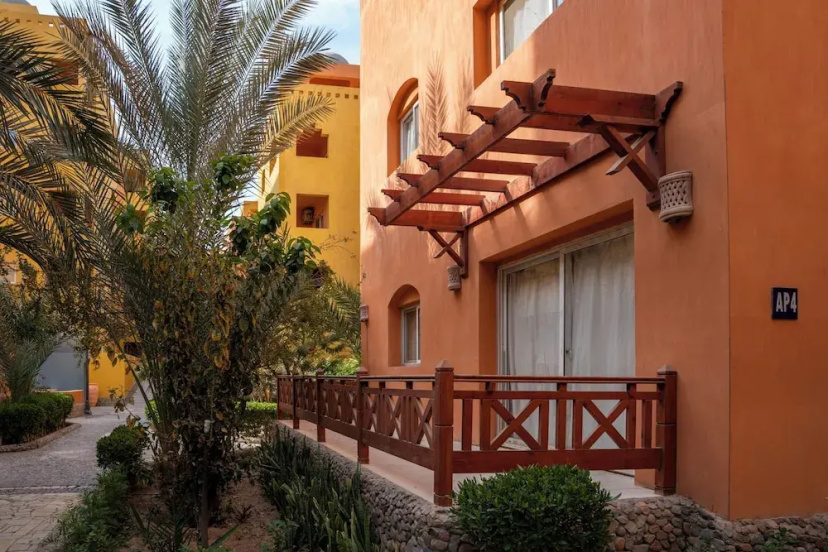 Цены на Aldora Residence suites в Хургаде