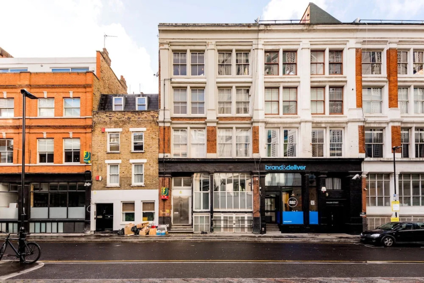 Loft Apartment With Roof Terrace in the Heart of Shoreditch — отель в Лондоне, Соединенное Королевство