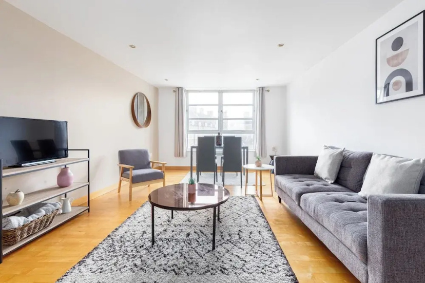 2 Bed Flat off Brick Lane — отель с удобным расположением в Лондоне