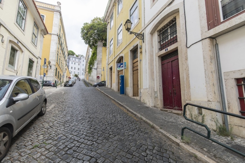 Alfama Chic 4 — отель в Лиссабоне, Португалия