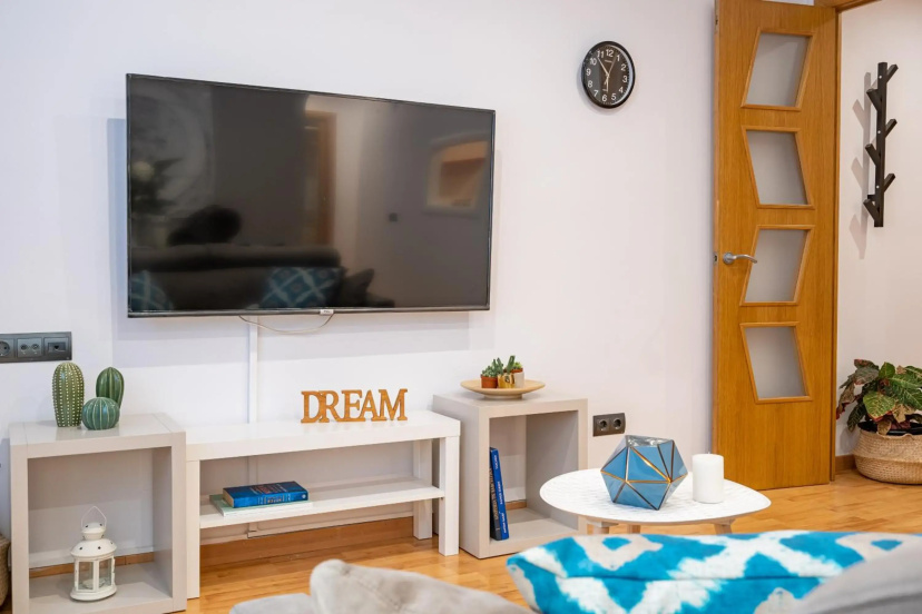 Lodging Apartments Villa de Gracia 2 bedroom cozy apartment — забронировать отель в Барселоне