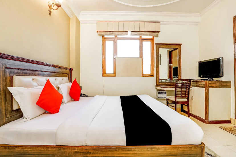 CAPITAL O74390 Hotel Grand Park Inn — отель с удобствами в Дели