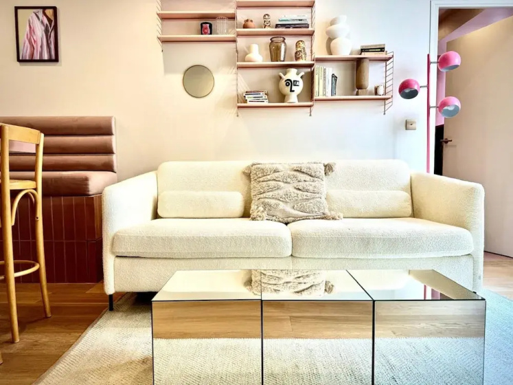 Magnificent Apartment in the Heart of Paris — комфортный отель в Париже